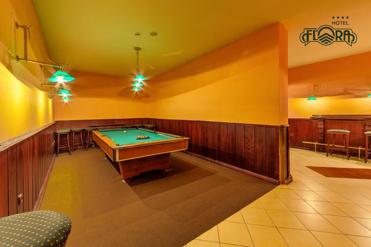 Flora Hotel - Apartments Боровец Экстерьер фото